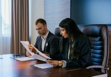 How to Attract and Retain Top Executive Talent in a Changing Job Market