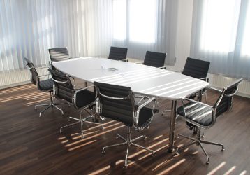 Comment recruter un directeur de l’intelligence artificielle réellement capable de diriger