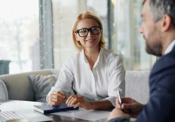 Pourquoi les meilleures embauches de cadres commencent par une carte de talents, pas une offre d’emploi